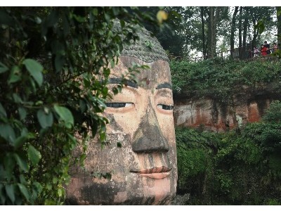 중국 쓰촨성의 러산대불(樂山大佛, 낙산대불)